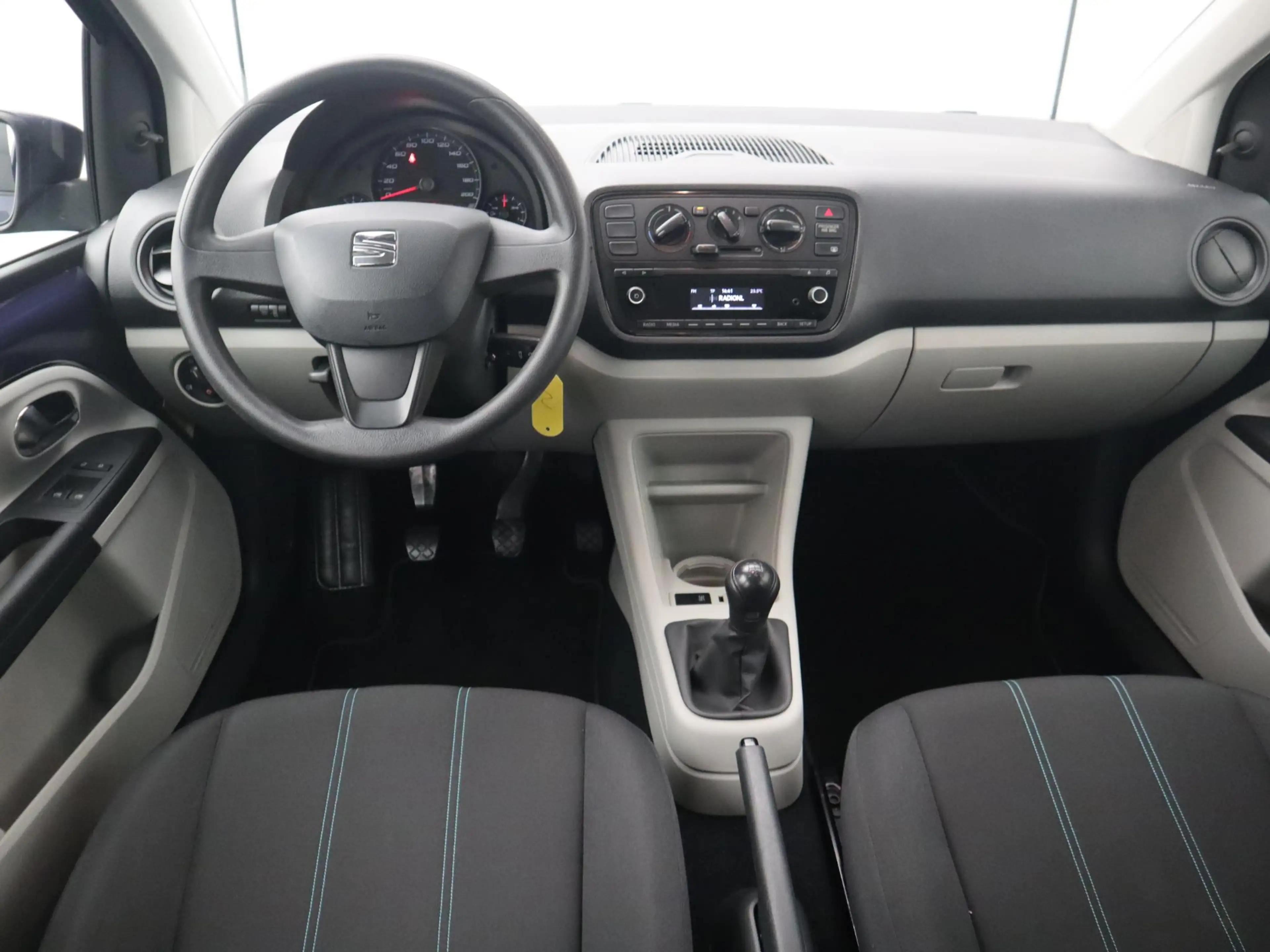 SEAT Mii 1.0 Reference AIRCO / ELEK RAMEN / RADIO / CV + AB — photo 7