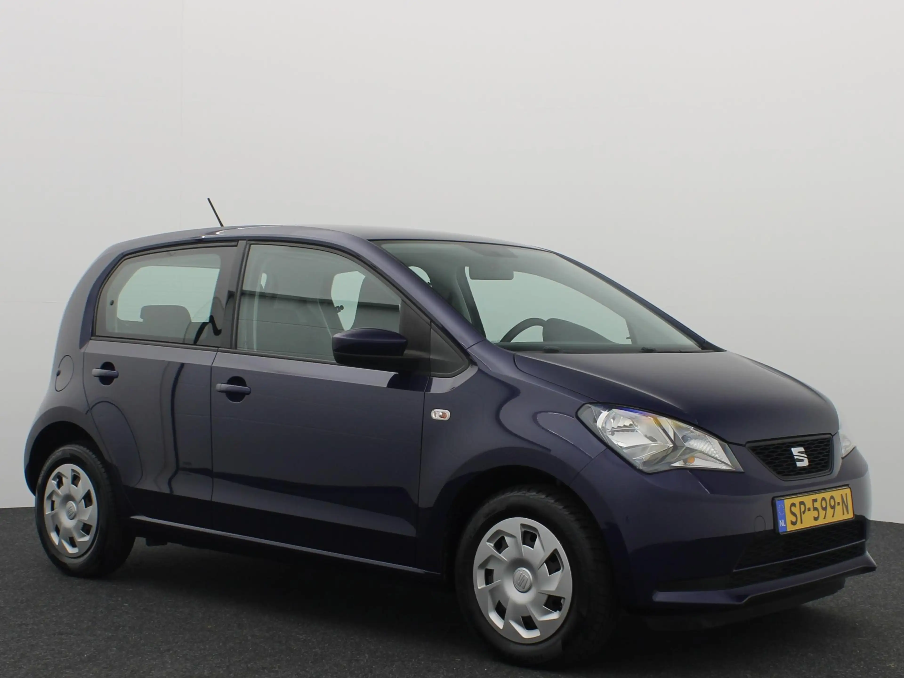SEAT Mii 1.0 Reference AIRCO / ELEK RAMEN / RADIO / CV + AB — photo 13