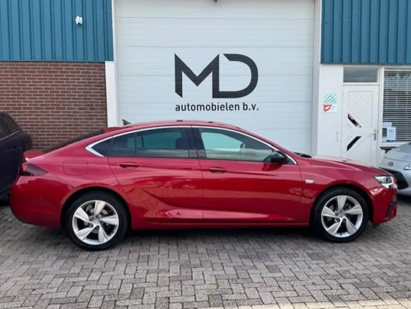 Opel Insignia Grand Sport 1.5 CDTI Business - LED - Carplay Rot - 2