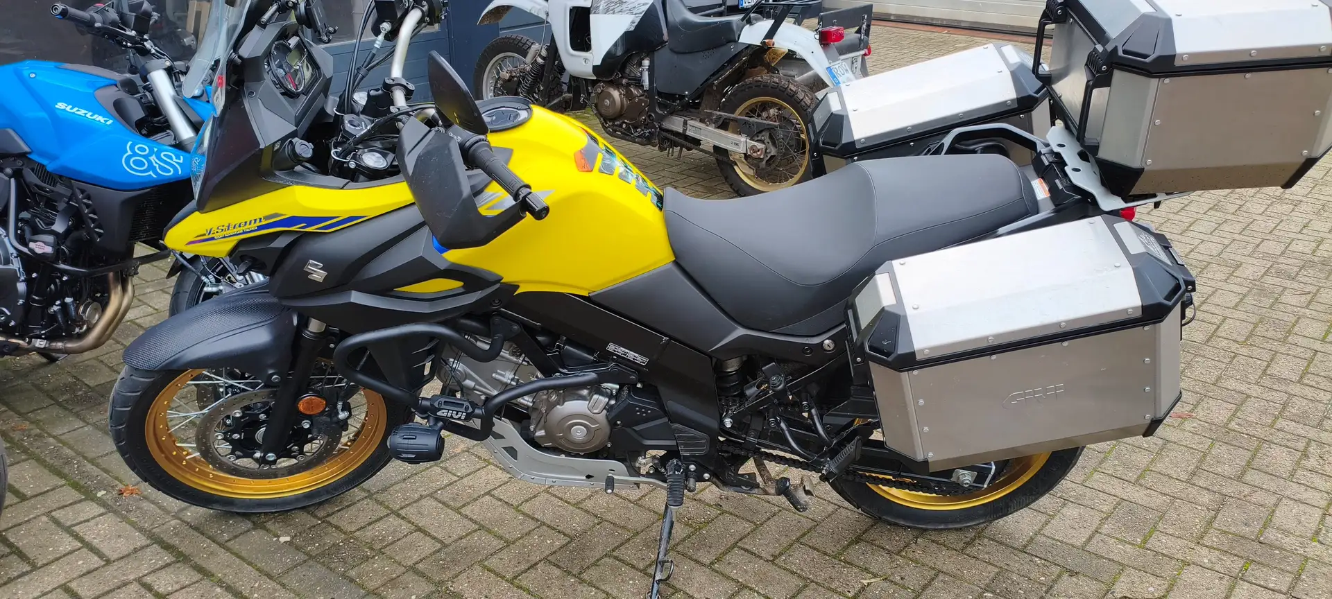 Suzuki V-Strom 650 XT Amarillo - 1