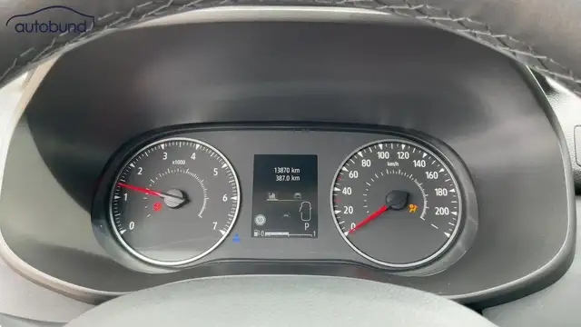 Dacia Sandero view 14