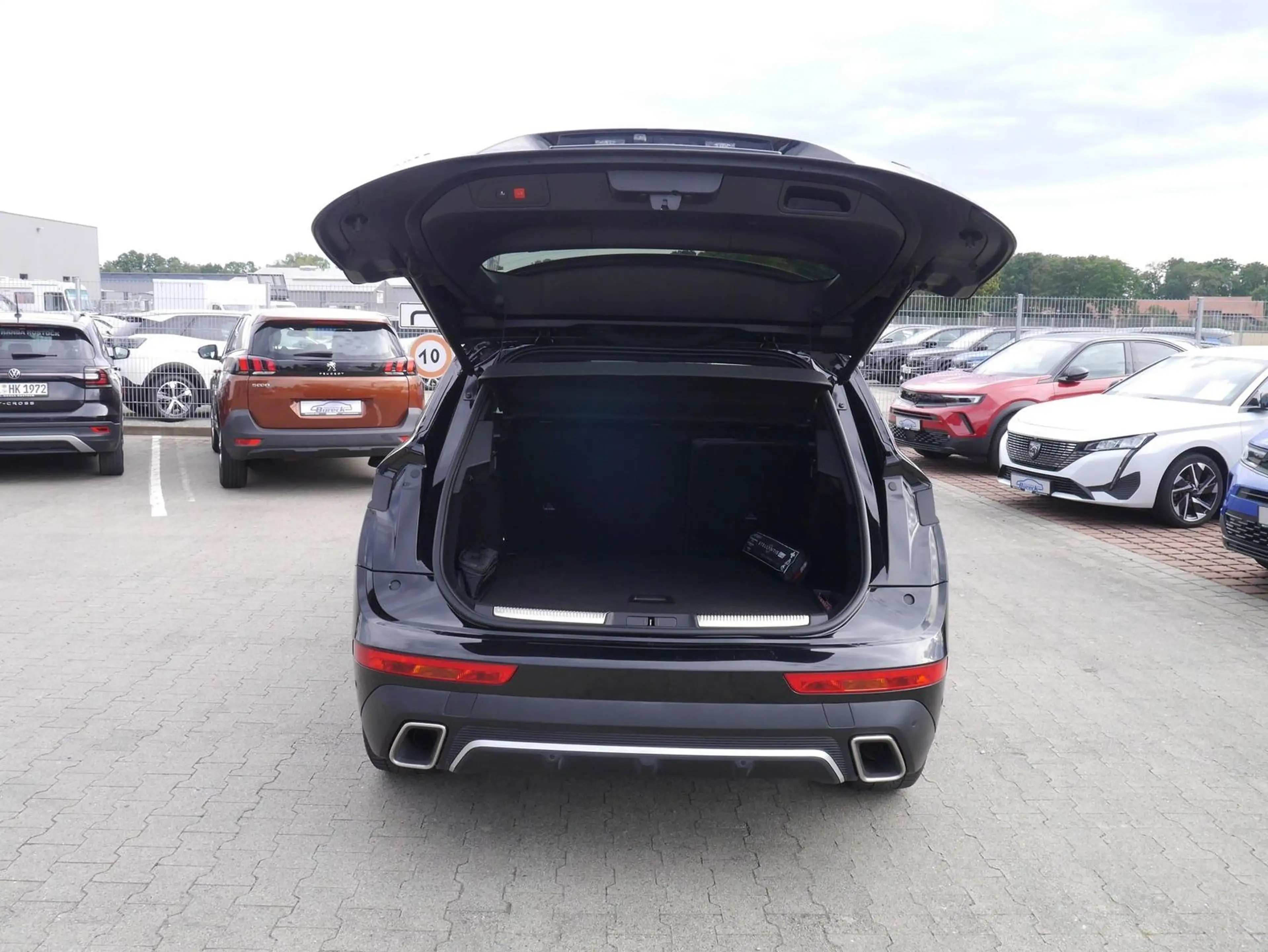 DS Automobiles DS 7 Crossback DS7 E-Tense 225 LED/Navi/ACC/SHZ/Pano/RFK — photo 6