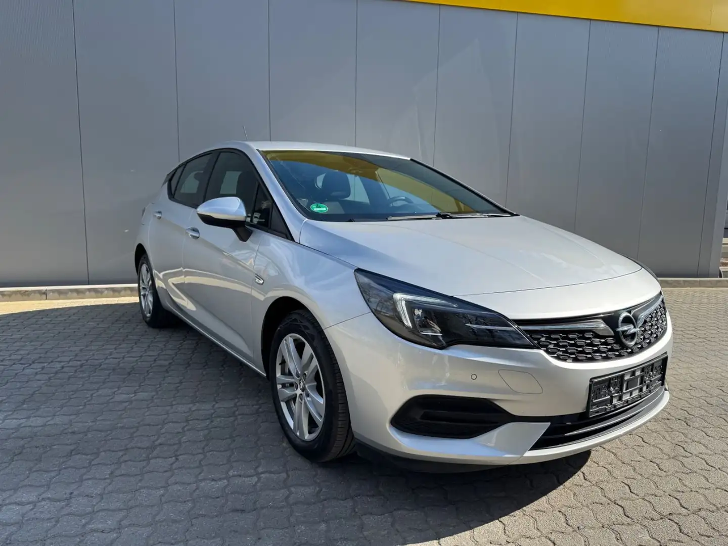 Opel Astra K Lim. 5-trg. Edition Start/Stop Grau - 2