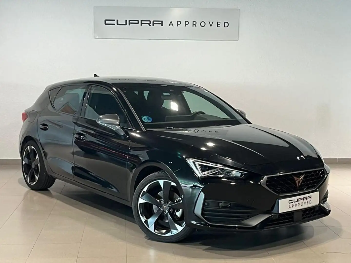 CUPRA Leon 1.5 ETSI DSG 110Kw Noir - 1