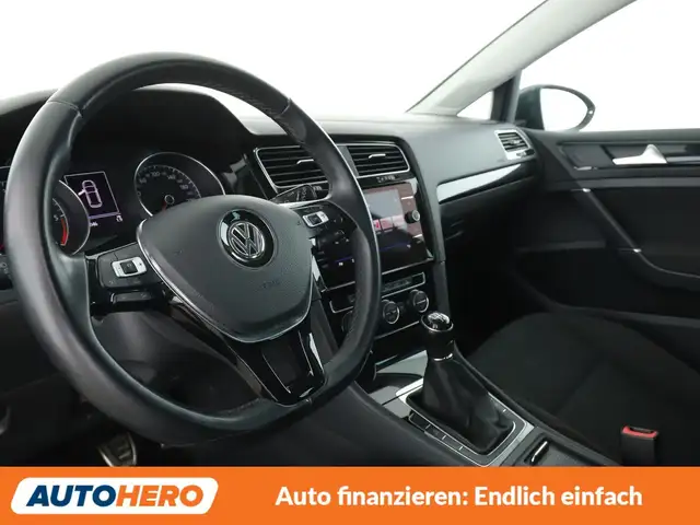 Volkswagen Golf view 11