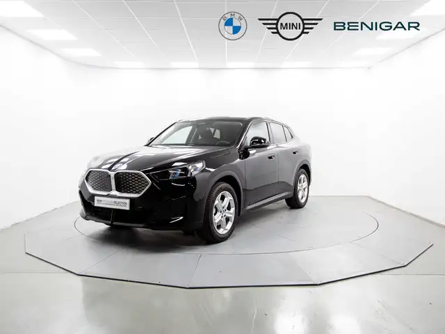 BMW iX2 eDrive20A