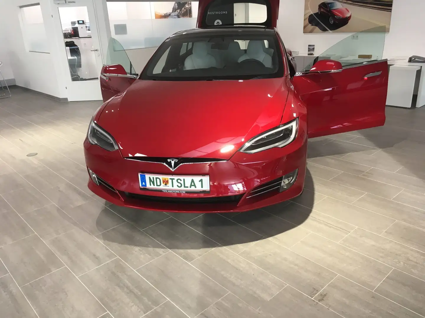 Tesla Model S Model S 100D inkl. FSD Rot - 1