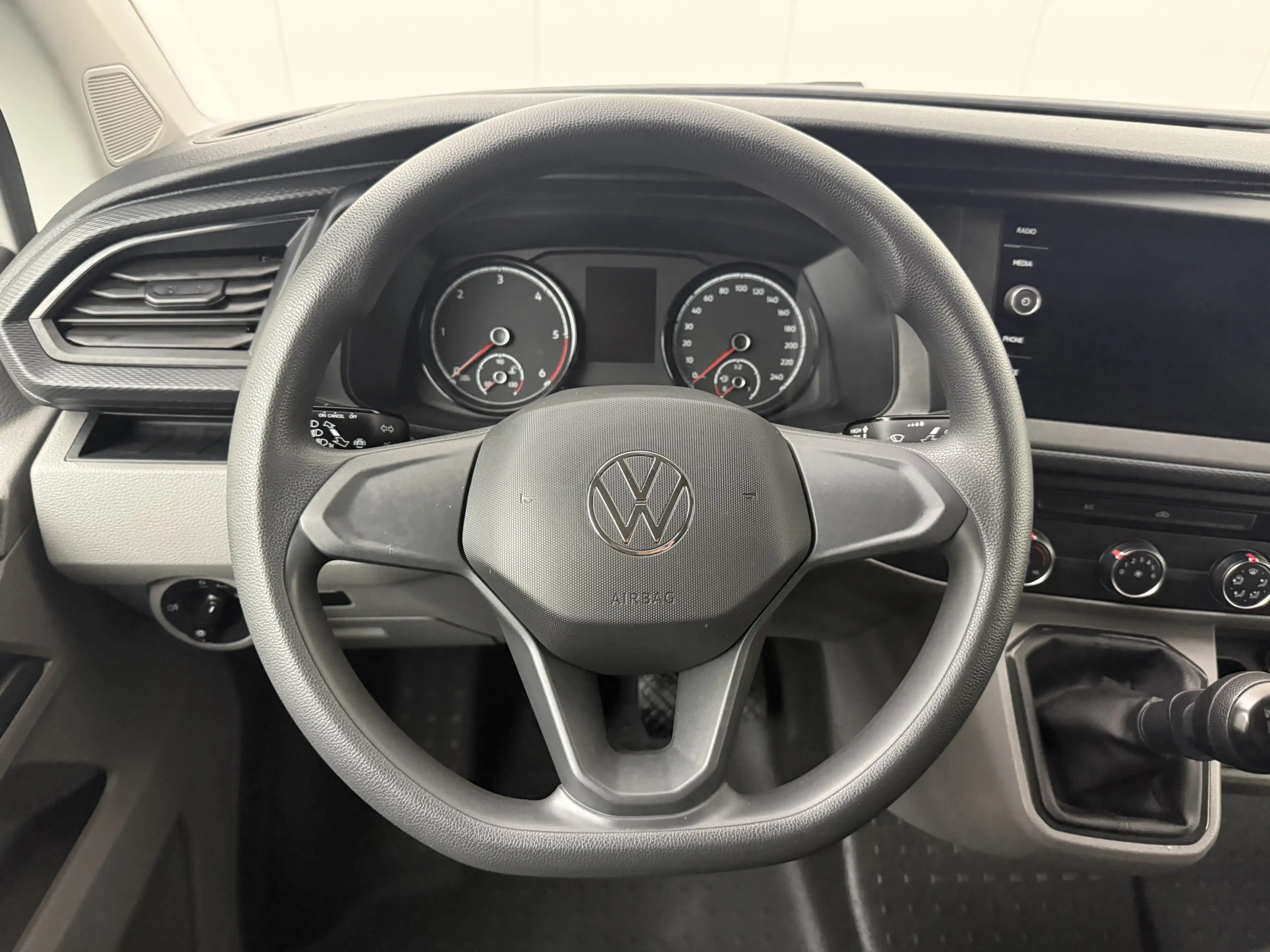 Volkswagen Transporter 2.0TDi 150PK Lang Achterdeuren | Led | Navigatie | — photo 14