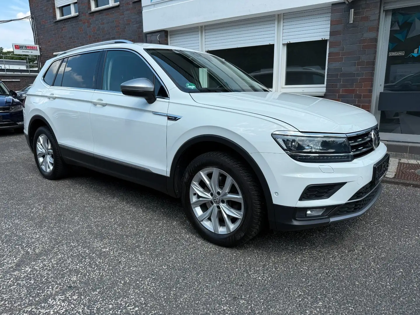 Volkswagen Tiguan Allspace Highline 4Motion,7-Sitzplaz,LED Wit - 1