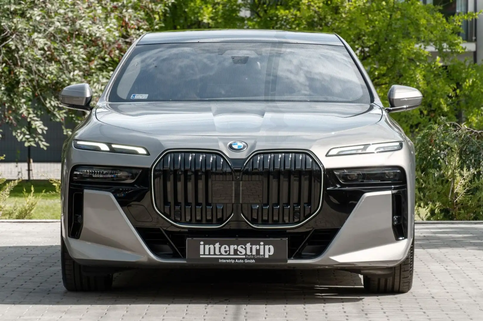 BMW 740 d xDrive M SPORT.MASSAGE.SKY.LOUNGE.B&W.5/100 Gris - 2