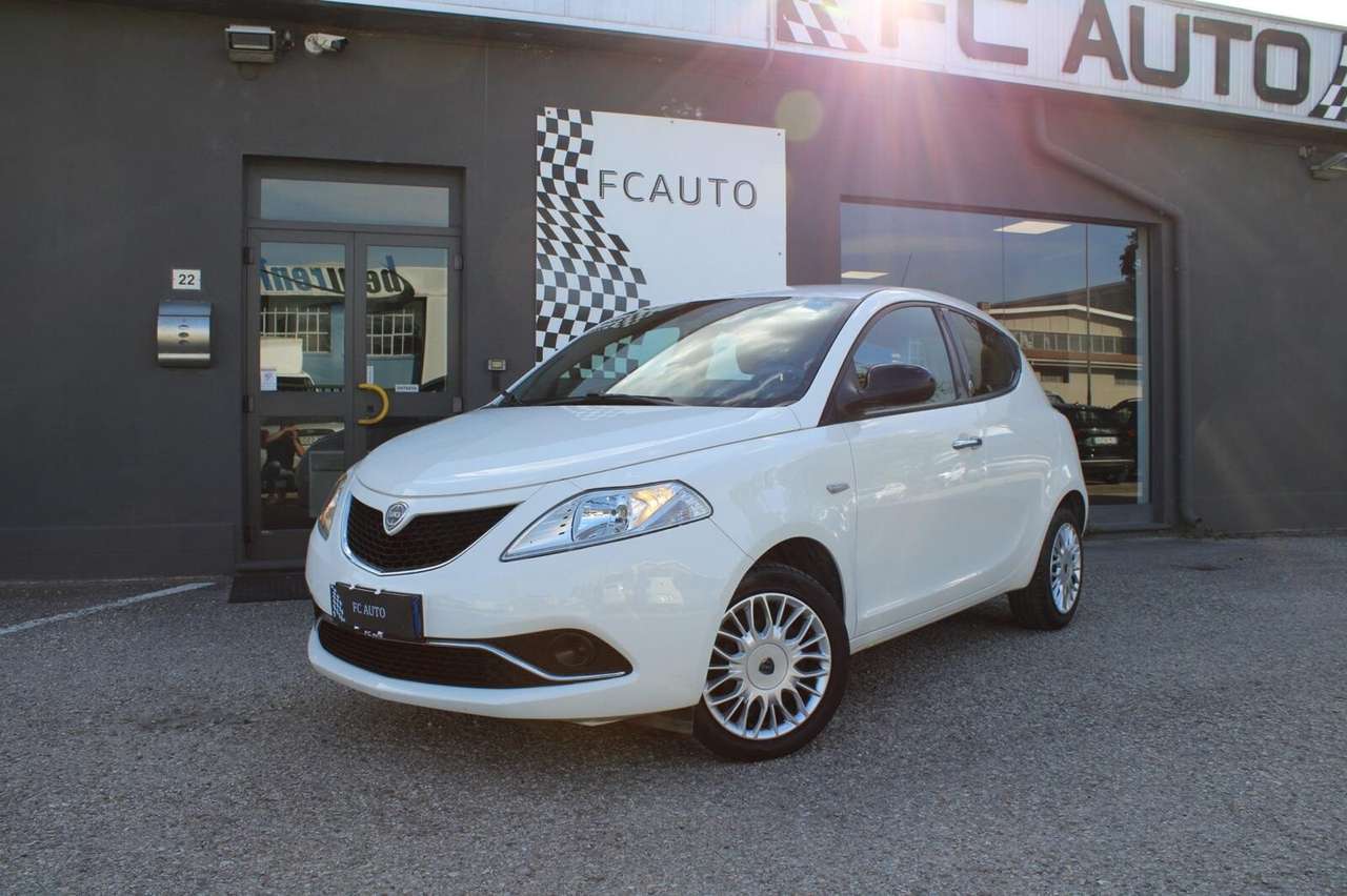 Lancia Ypsilon Ypsilon 1.2 69 CV 5 porte GPL Ecochic Gold