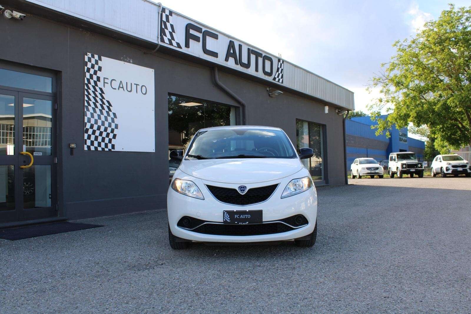 2017 Lancia YPSILON