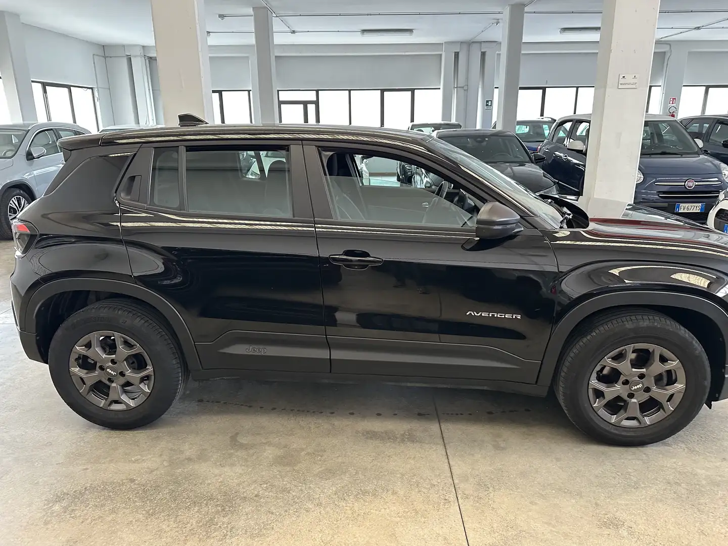 Jeep Avenger 1.2 turbo Longitude fwd 100cv Nero - 2