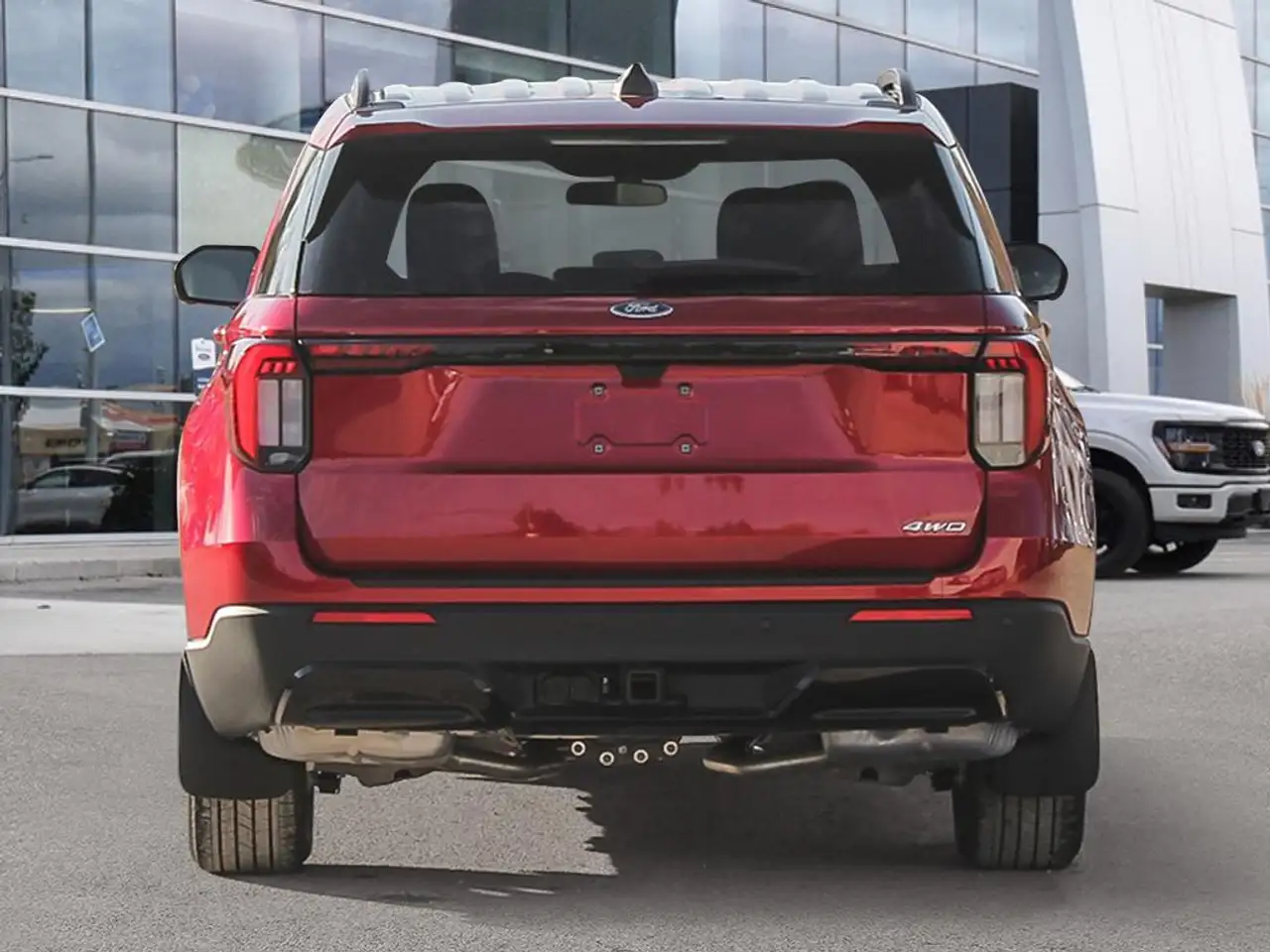 Ford Explorer снимка Ford Explorer