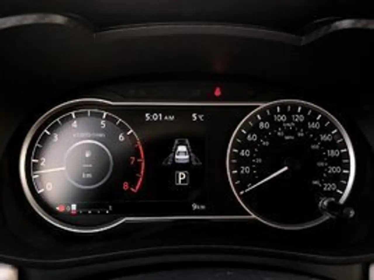 Nissan Versa снимка Nissan Versa