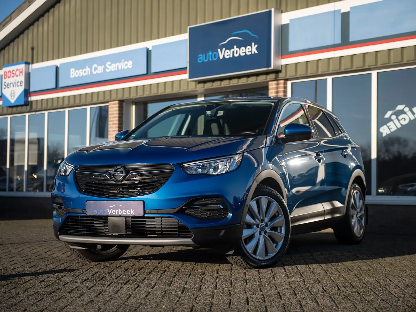 Opel Grandland X 1.6 Turbo Hybrid Innovation | 7,4kW lader | Leer | Bleu - 1