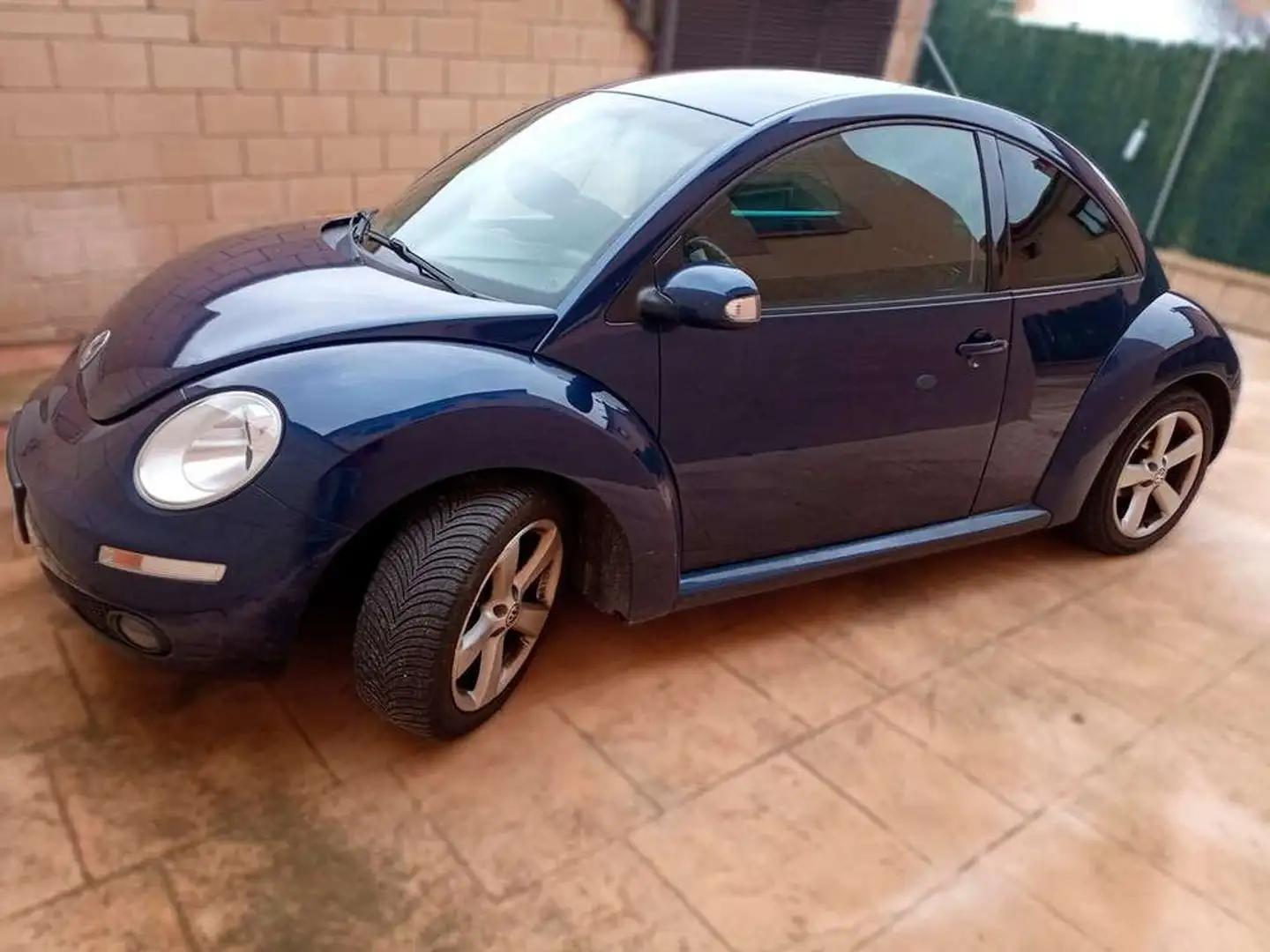 Volkswagen Beetle 1.9TDI Azul - 2