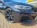 BMW 530 d xDrive Touring M Sport+HEAD-UP+STD-HEIZ+AHK Schwarz - thumbnail 2
