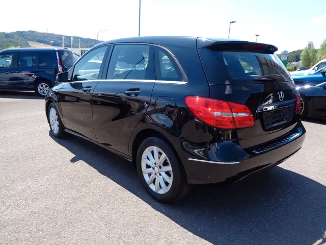 Mercedes-Benz B Class view 6