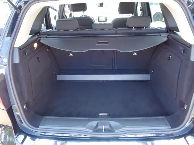 Mercedes-Benz B Class view 9