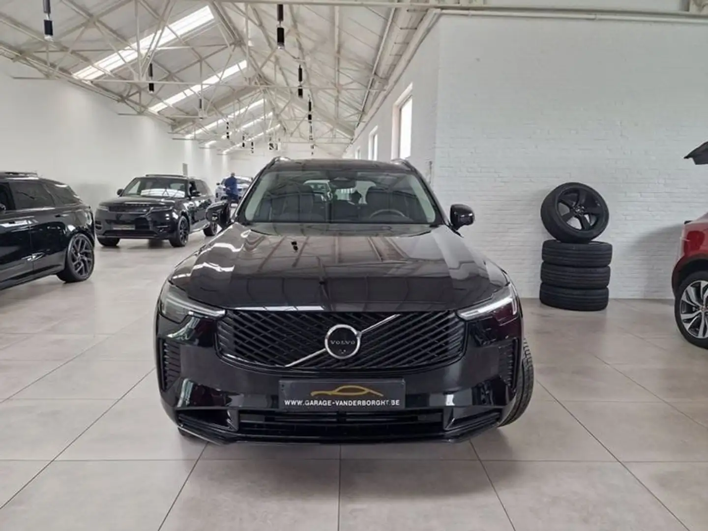 Volvo XC90 PLUS DARK T8 PLUG-IN HYBRID FULL OPTION Zwart - 2