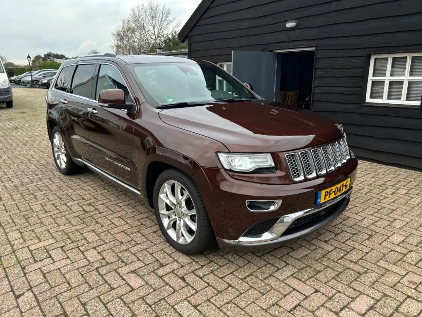 Jeep Grand Cherokee 3.0 CRD Summit Brun - 1
