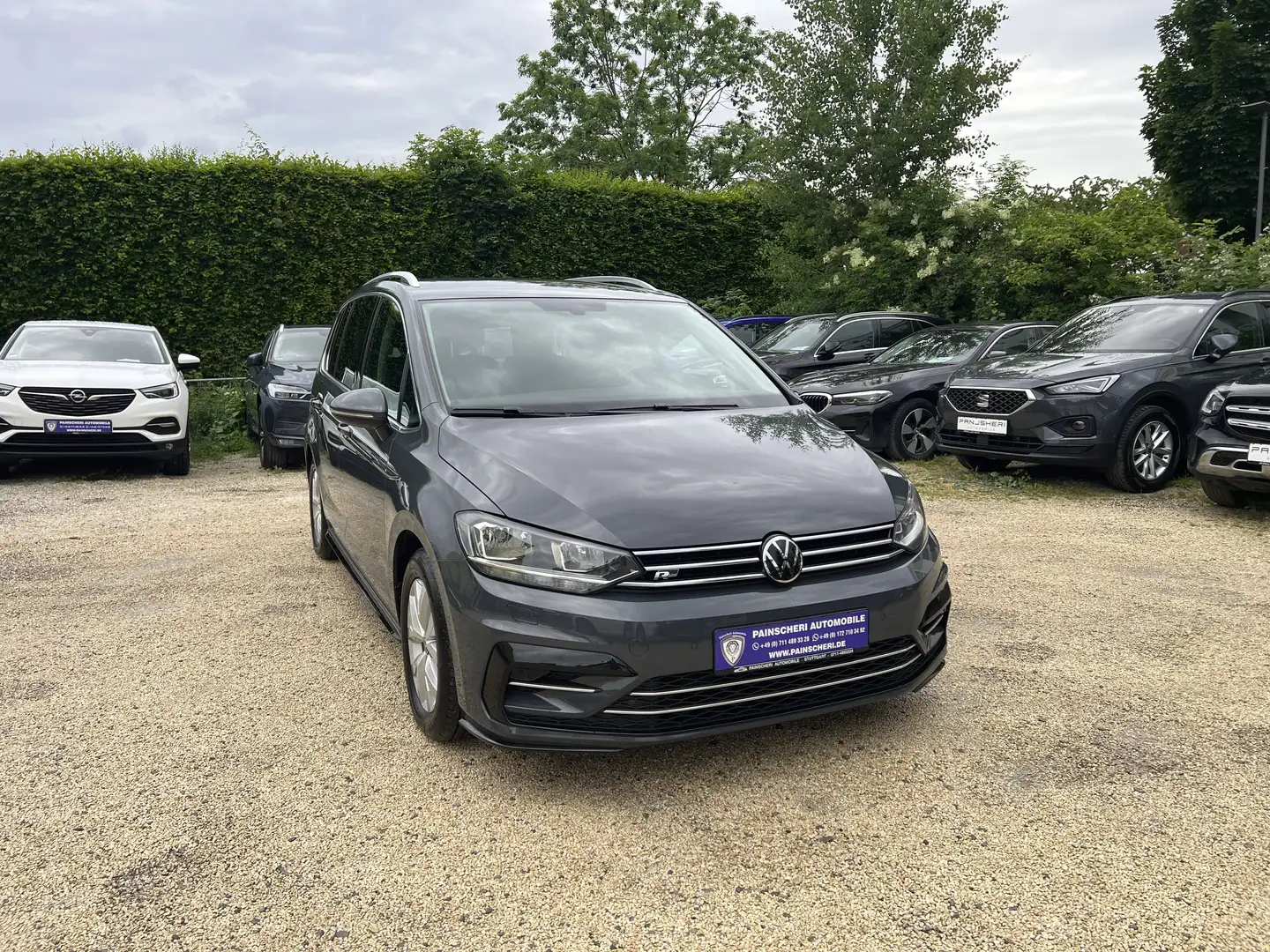 Volkswagen Touran 2.0 TDI R-Line ACC+NAVI+AHK+SPORTFAHRWERK+1.HAND Grau - 1