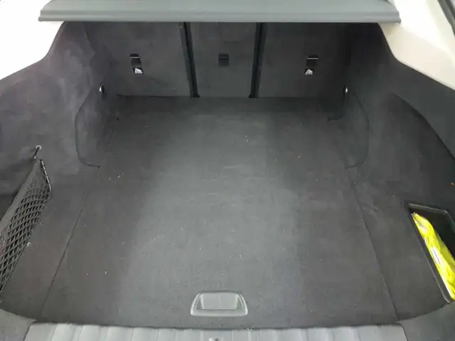 BMW i4 view 15
