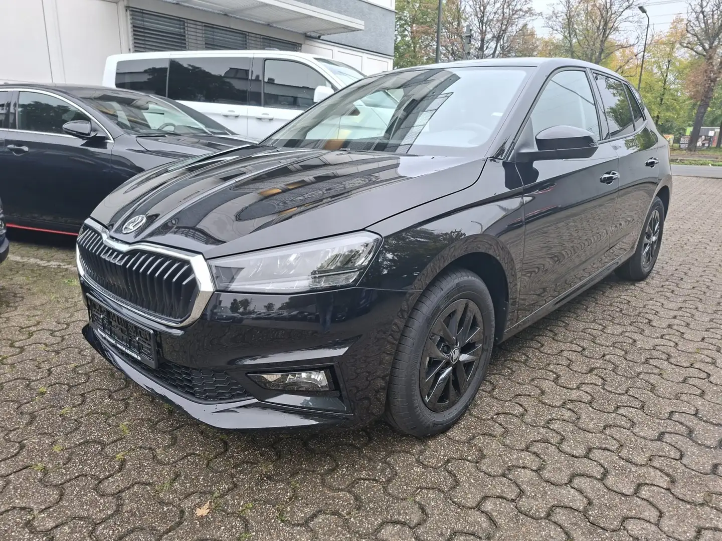 Skoda Fabia 1.0 MPI 59KW 130Jahre |LED|SMART LINK|KAMERA Nero - 1