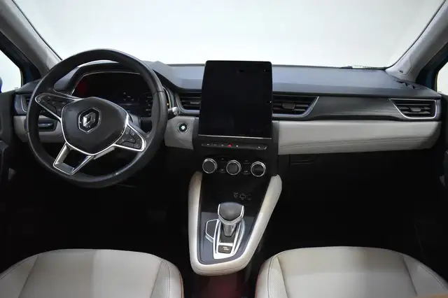 Renault Captur view 3