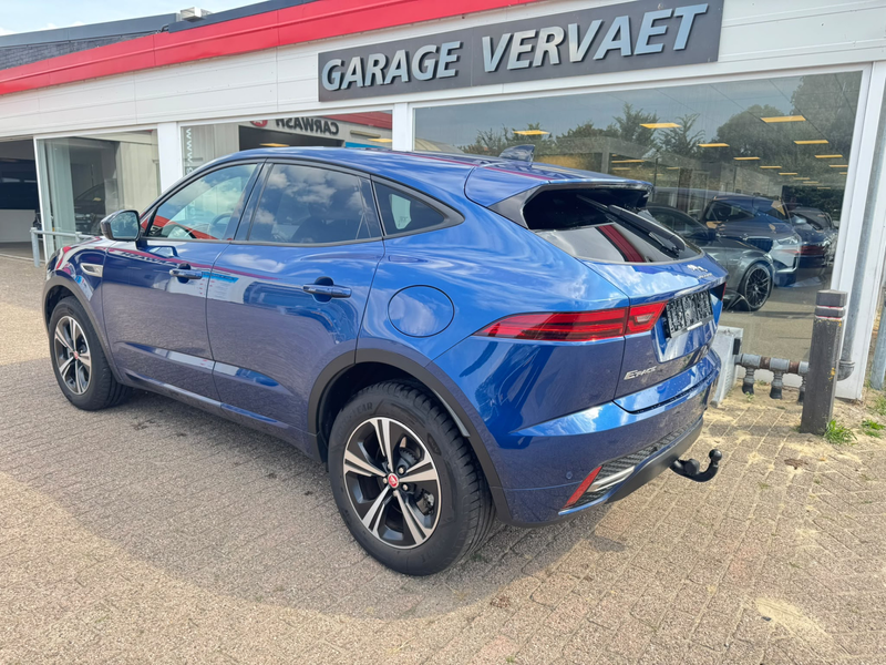 Jaguar E-Pace 1.5 P300e AWD R-Dynamic S — photo 5