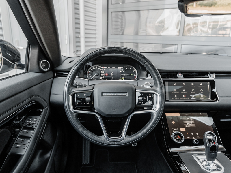 Land Rover Range Rover Evoque 1.5 P300e AWD R-Dynamic SE — photo 10