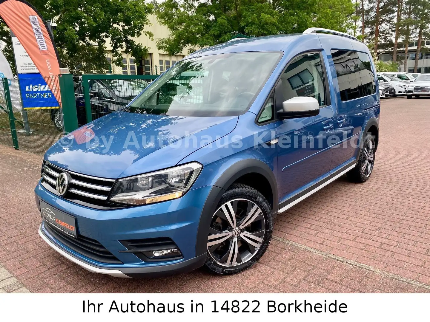 Volkswagen Caddy PKW Alltrack 2.0 TDI DSG |STDHZ|NAVI|ACC| Modrá - 2