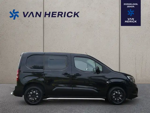 Opel Combo view 3