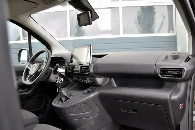Opel Combo view 9