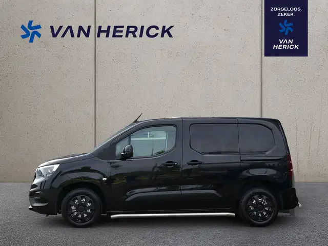 Opel Combo view 2