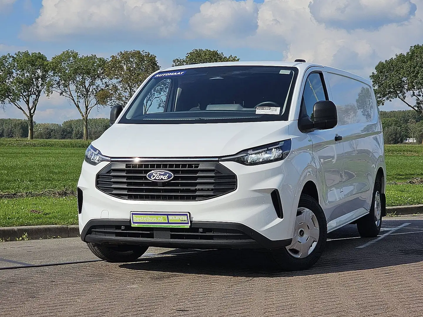 Ford Transit Custom 300 2.0 TDCI L2H1 Trend Automaat Led Camera Clima Wit - 2
