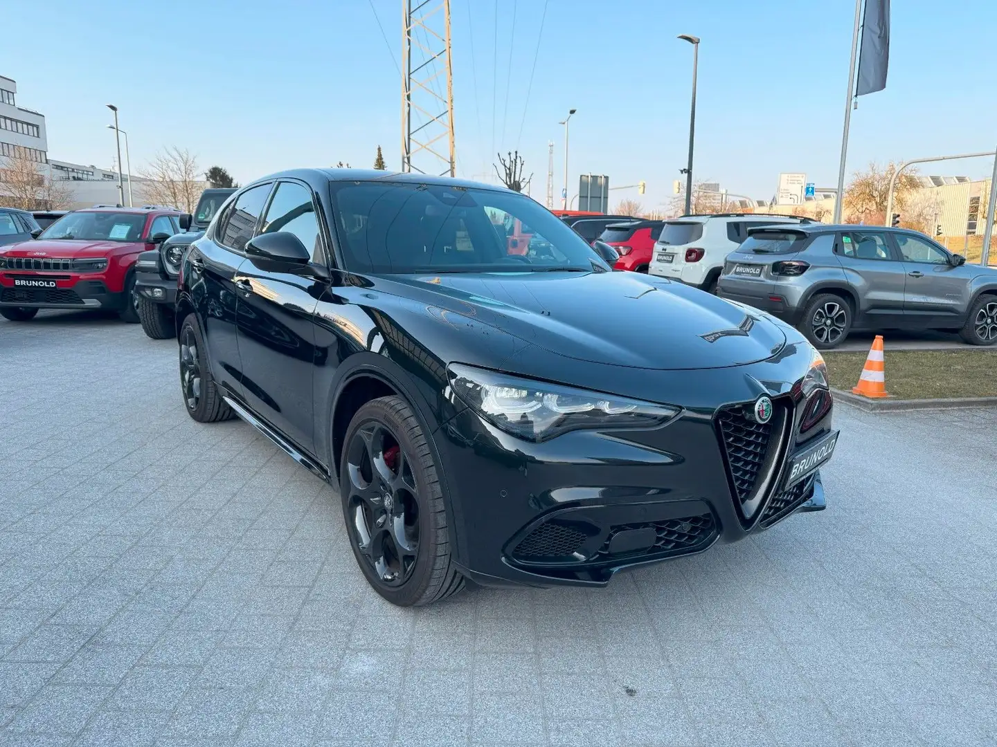 Alfa Romeo Stelvio Competizione Q4 (280 ps) Negro - 2