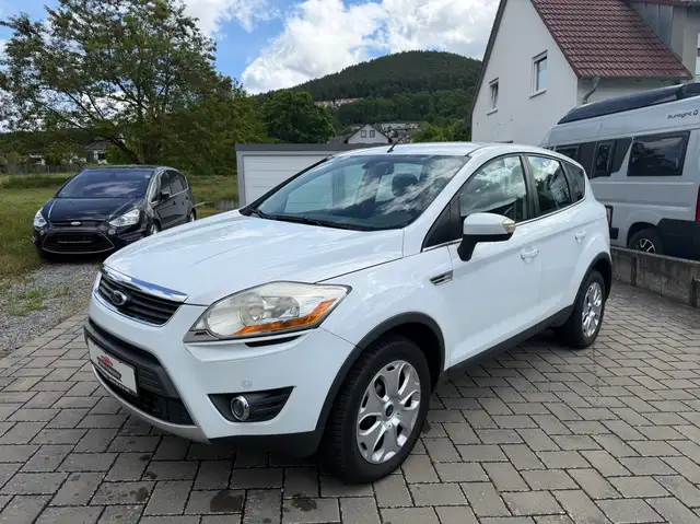 Ford Kuga 2.0 TDCI Trend *4x4*AHK*PDC*HU 03/28*2. Hand*