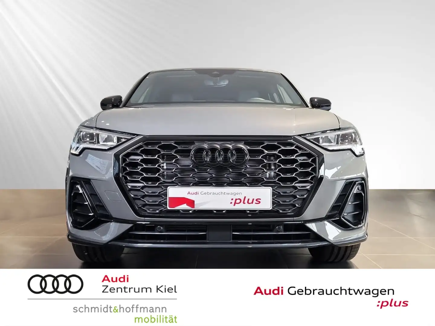 Audi Q3 Sportback 35 TFSI S-line S-tronic NAVI+LED Klima Grigio - 2