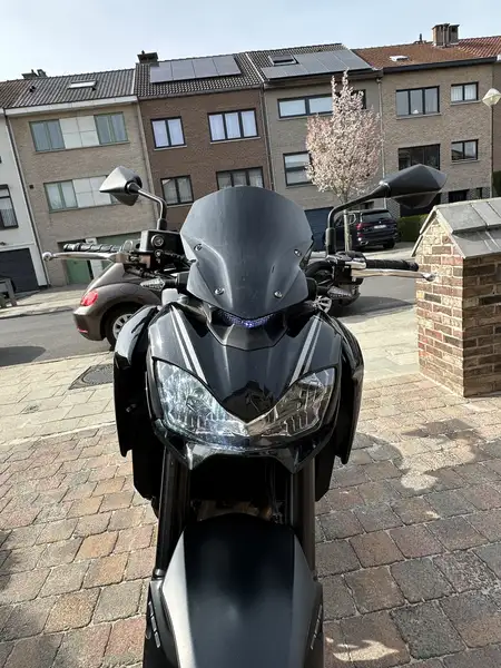 Kawasaki Z 900 - foto 2