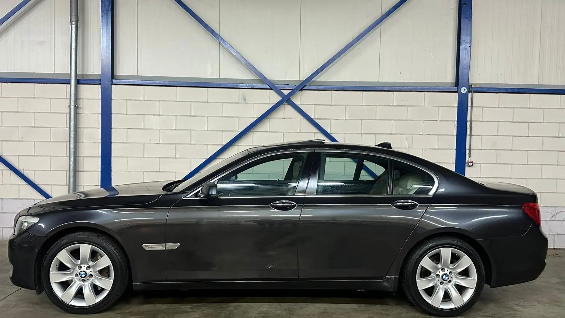 BMW 740 7-serie 740i 2009 Schuifdak|Head-Up|Memory|Meest v Grijs - 2