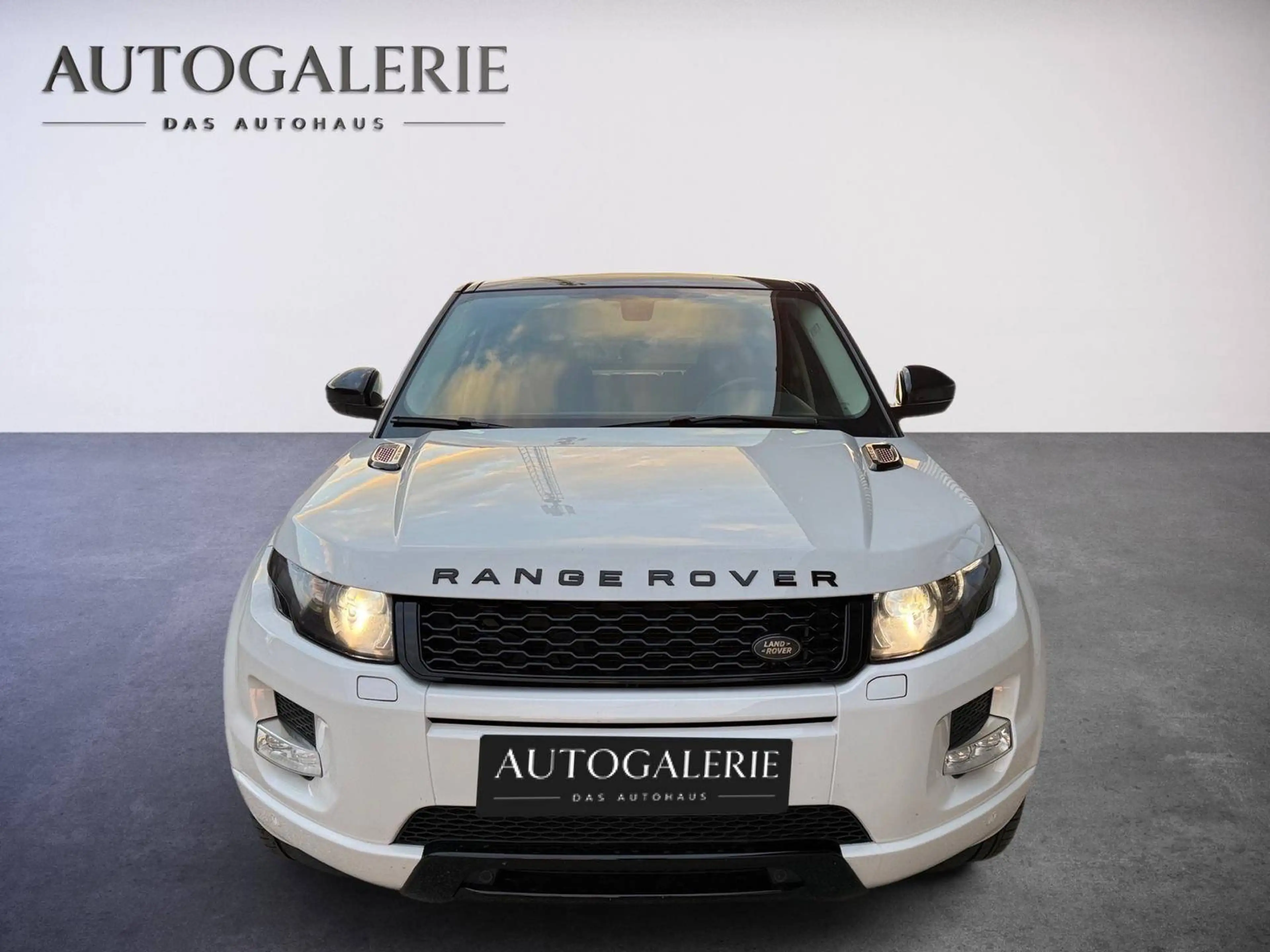 Land Rover Range Rover Evoque Pure — photo 2