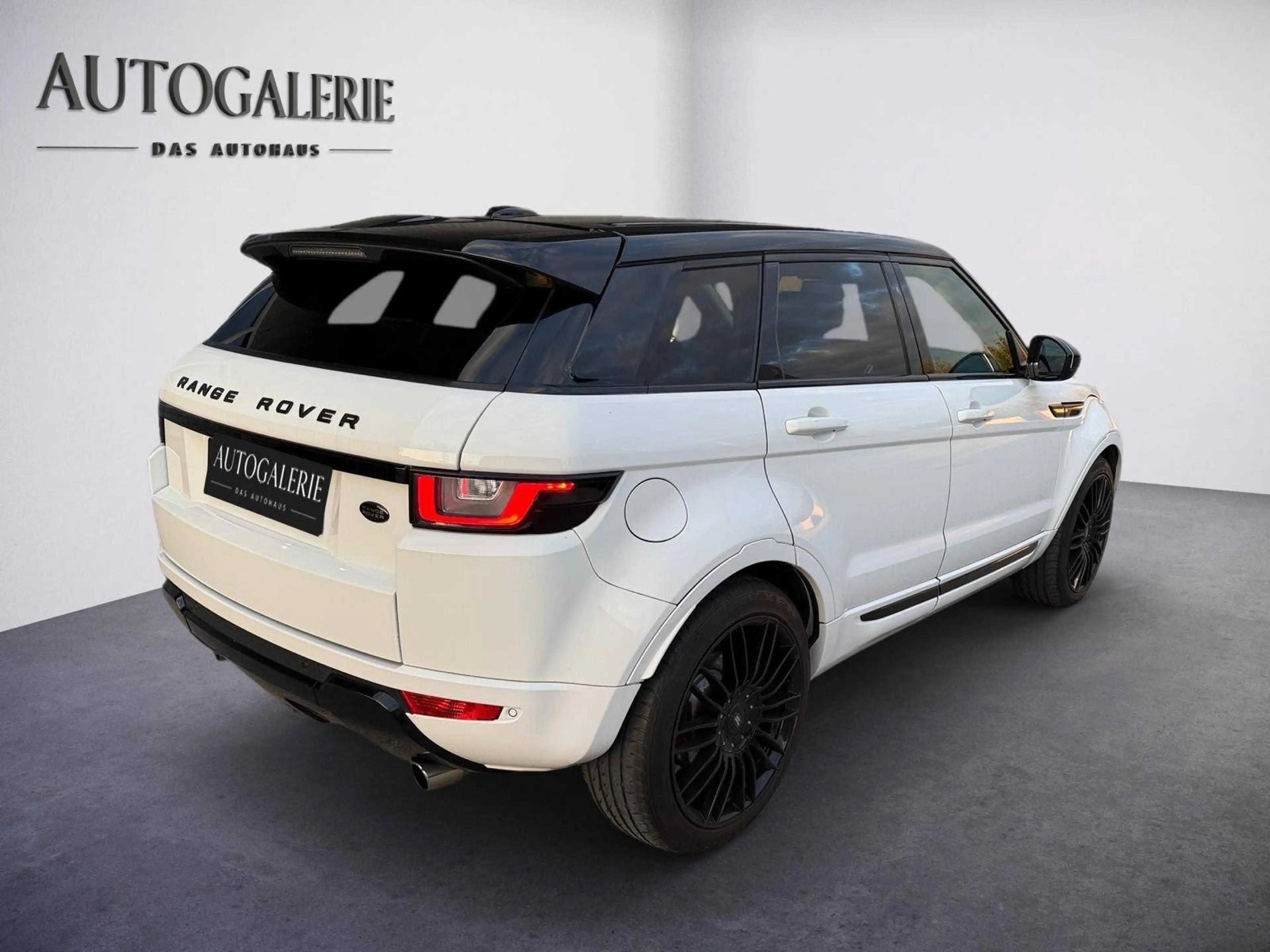 Land Rover Range Rover Evoque Pure — photo 7