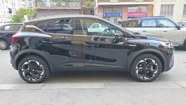 Mitsubishi Asx view 4