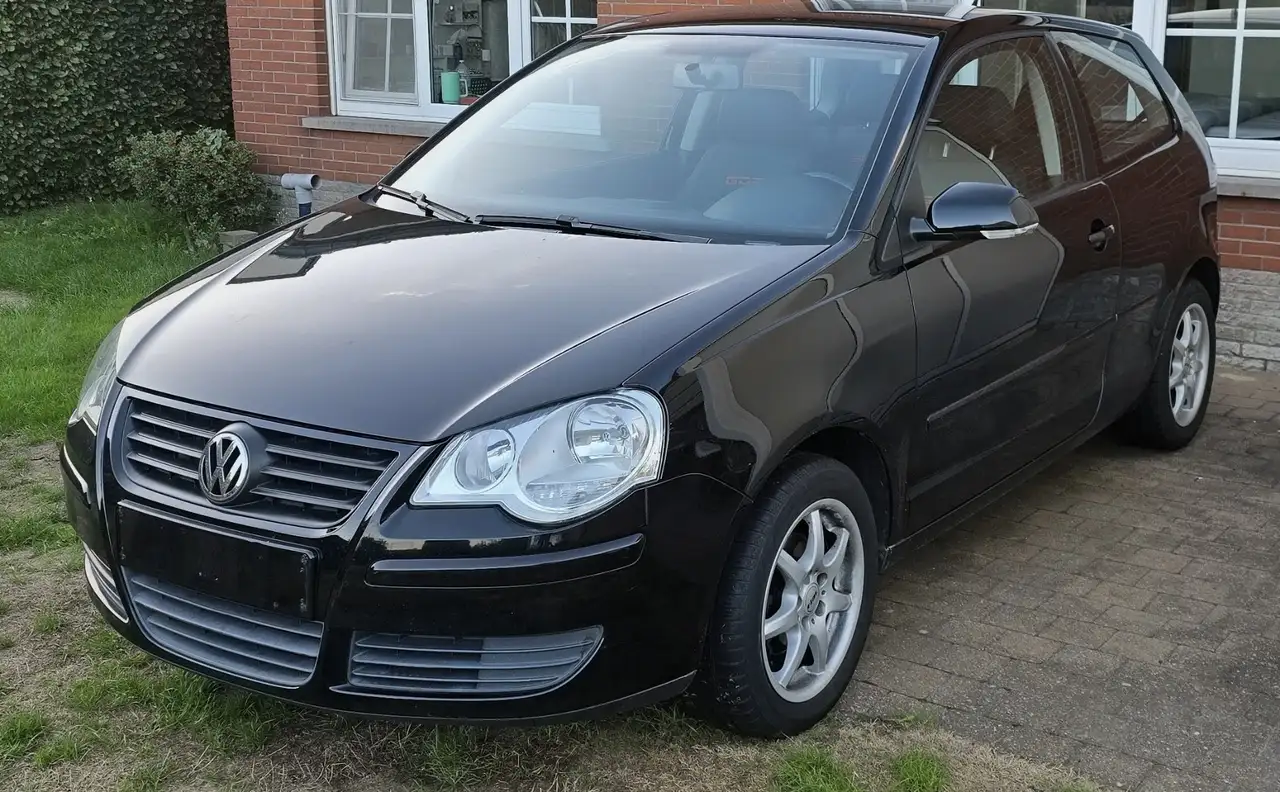 Volkswagen Polo Sedan