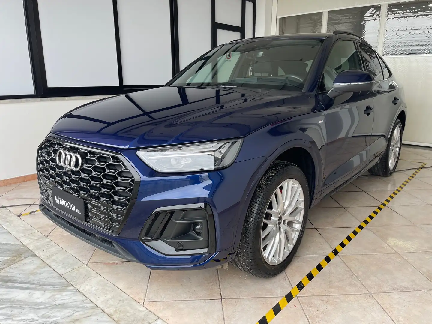 Audi Q5 Q5 Sportback 40 2.0 tdi S line quattro s-tronic Blau - 1