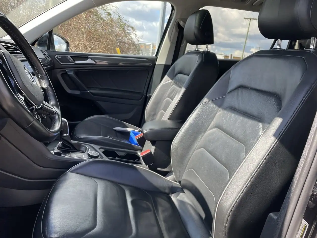 Volkswagen Tiguan снимка Volkswagen Tiguan