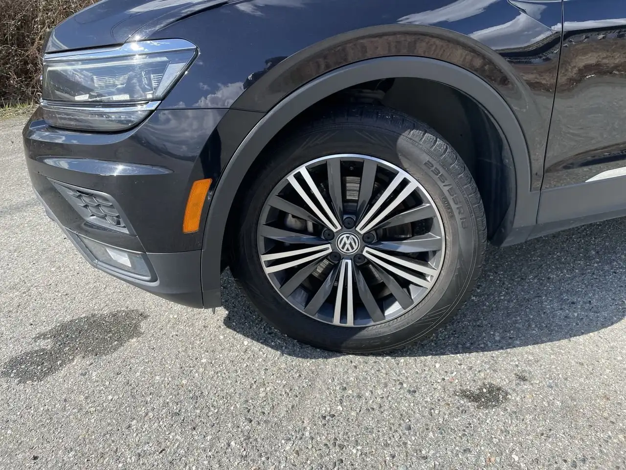 Volkswagen Tiguan снимка Volkswagen Tiguan