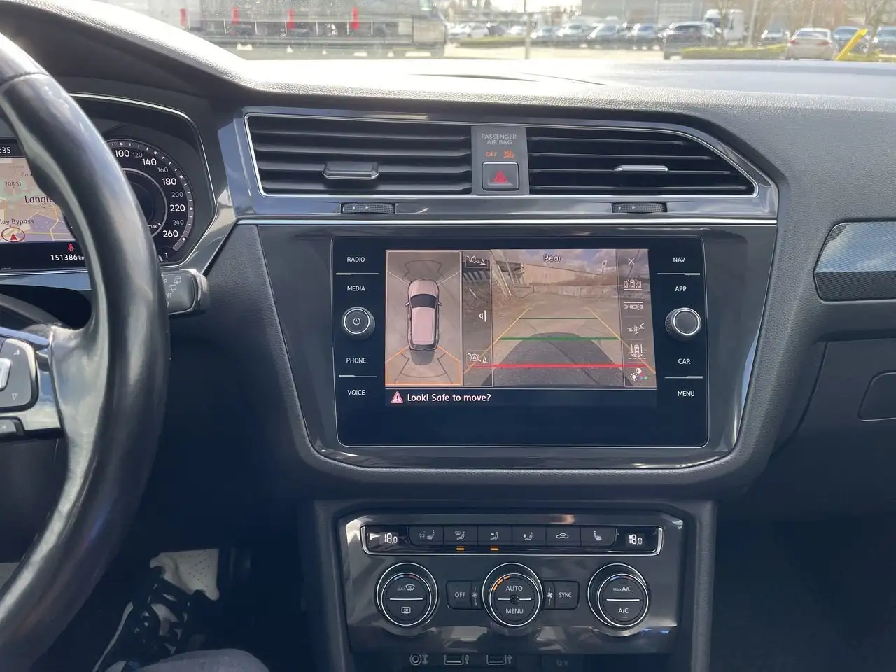 Volkswagen Tiguan снимка Volkswagen Tiguan